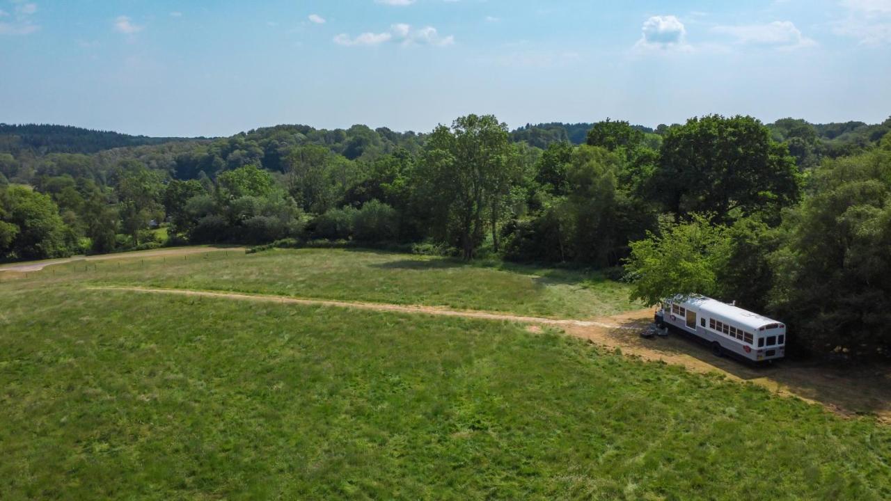 American School Bus Retreat With Hot Tub In Sussex Meadow Uckfield Kültér fotó